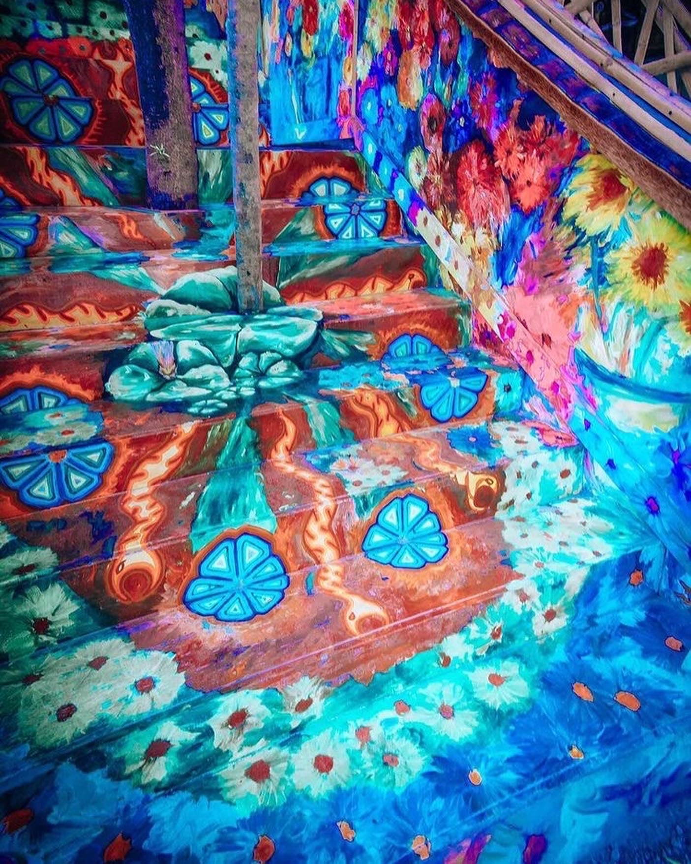 Huichol Market 70